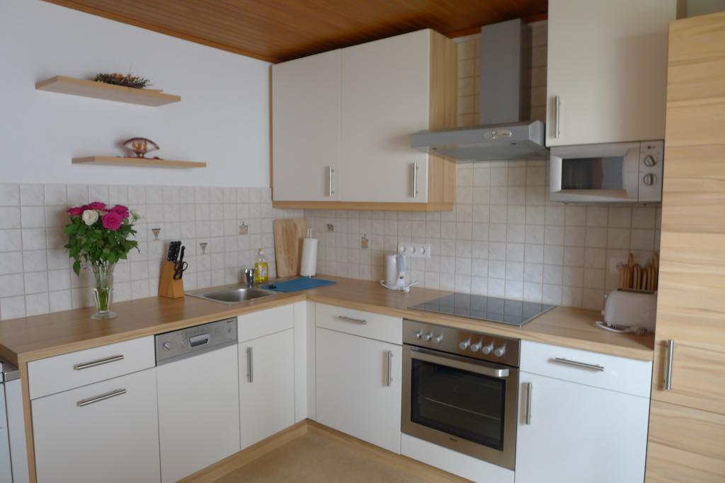 Ferienwohnung Kusternik Velden am Woerthersee Bilik gambar